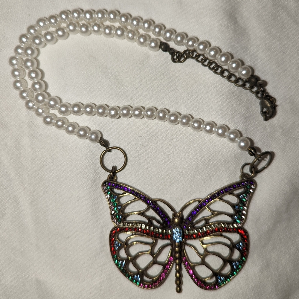 Beautiful Butterfly Necklace